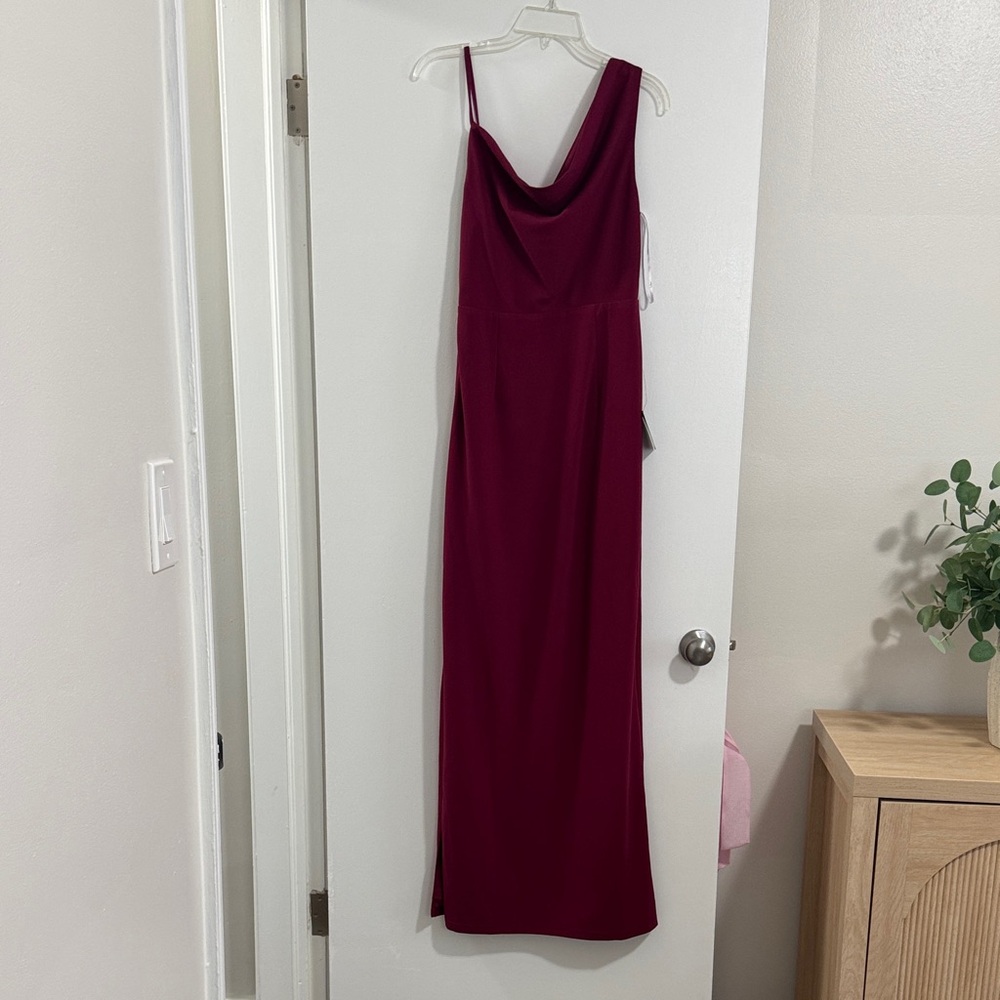 Lulu's Burgundy Maxi Dress
